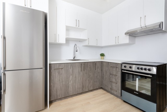 Hochelaga-Maisonneuve  Studio $45/day. Apartment for rent in Hochelaga-Maisonneuve