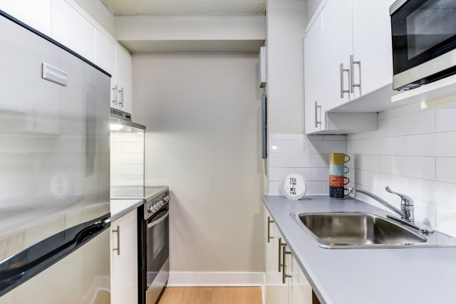 Downtown - Montreal Apartment Studio $1,460/month. Apartment for rent in Downtown - Montreal