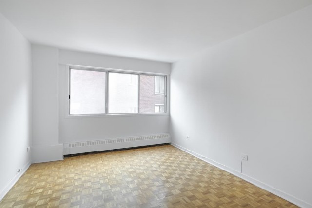 Cote-des-Neiges Apartment 1 b. $1,440/month. Apartment for rent in Cote-des-Neiges