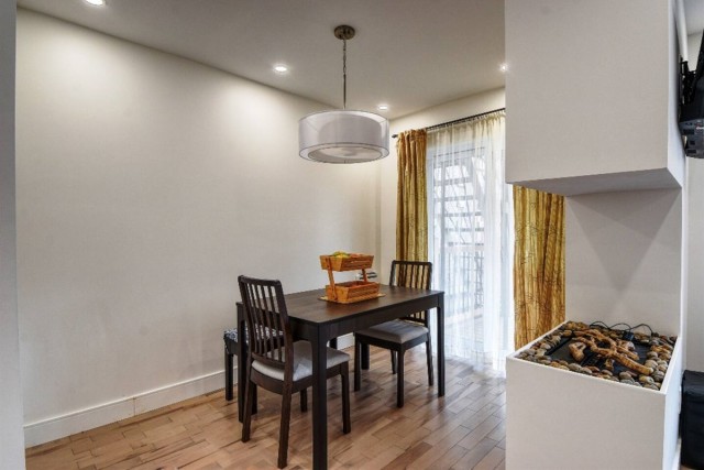  4 1/2 Côte-des-Neiges 95 $/jour. Appartement à louer Côte-des-Neiges