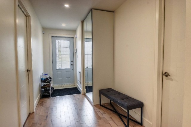  4 1/2 Côte-des-Neiges 95 $/jour. Appartement à louer Côte-des-Neiges