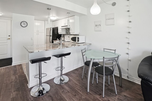  2 1/2 Quartier latin et centre-sud 80 $/jour. Appartement à louer Quartier latin et centre-sud