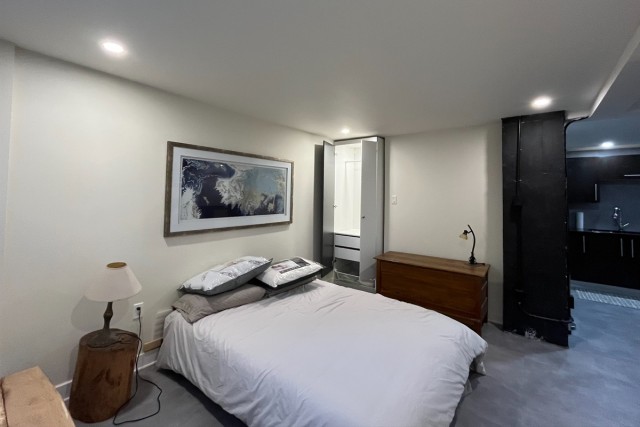  2 1/2 Côte-des-Neiges 60 $/jour. Appartement à louer Côte-des-Neiges