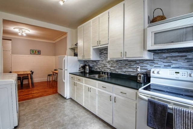  2 1/2 Plateau Mont-Royal 58 $/jour. Appartement à louer Plateau Mont-Royal