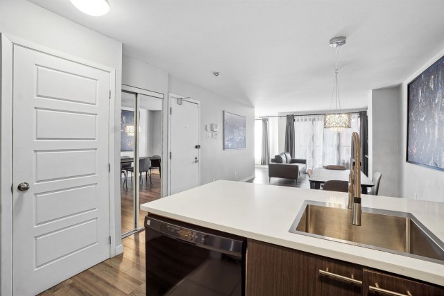 Plateau Mont-Royal  2 b. $86/day. Apartment for rent in Plateau Mont-Royal