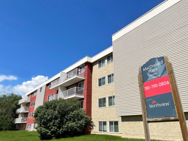 Fort McMurray Apartment Studio $1,100/month. Apartment for rent in Fort McMurray