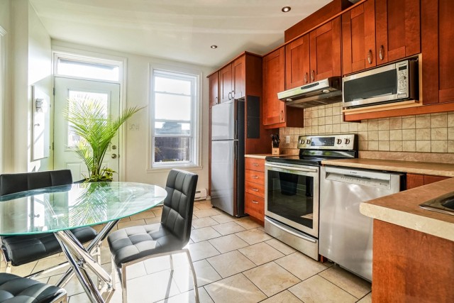  4 1/2 Ville-Émard et Côte-Saint-Paul 72 $/jour. Appartement à louer Ville-Émard et Côte-Saint-Paul