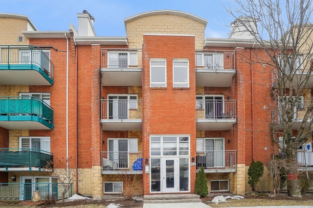 Hochelaga-Maisonneuve  3 b. $110/day. Apartment for rent in Hochelaga-Maisonneuve