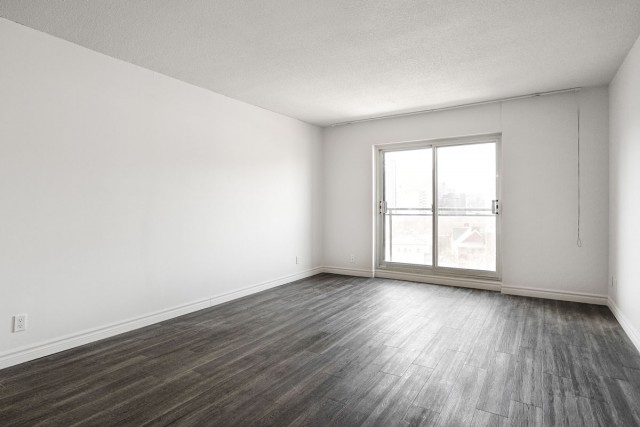 Plateau Mont-Royal Apartment Studio $1,265/month. Apartment for rent in Plateau Mont-Royal