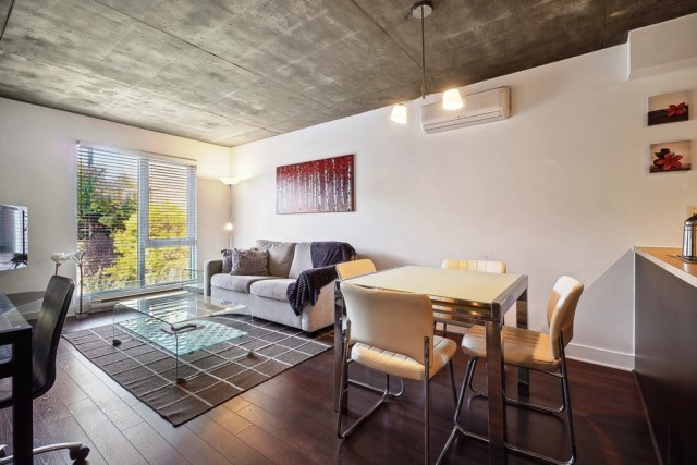  2 1/2 Quartier latin et centre-sud 71 $/jour. Appartement à louer Quartier latin et centre-sud