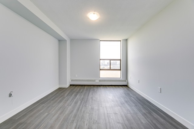 Brampton Apartment 1 b. $2,100/month. Apartment for rent in Brampton