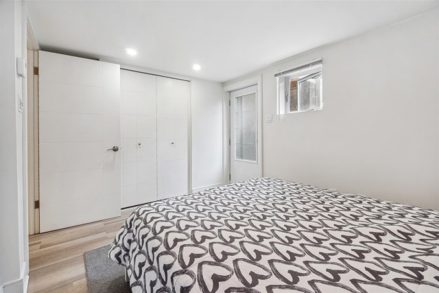  2 1/2 Côte-des-Neiges 60 $/jour. Appartement à louer Côte-des-Neiges