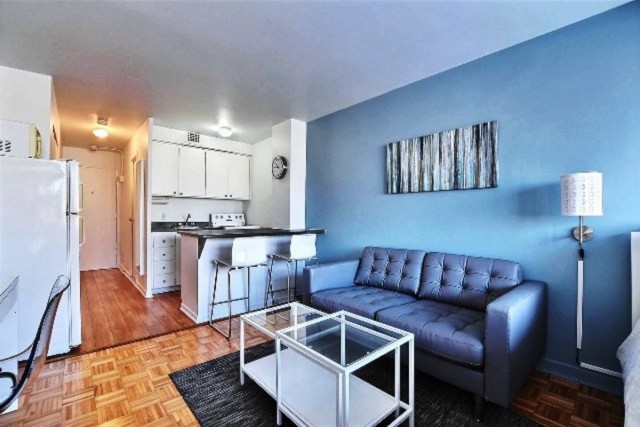  2 1/2 Centre-ville - Montréal 47 $/jour. Appartement à louer Centre-ville - Montréal