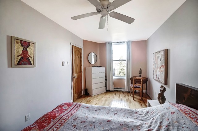 Hochelaga-Maisonneuve  1 b. $60/day. Apartment for rent in Hochelaga-Maisonneuve