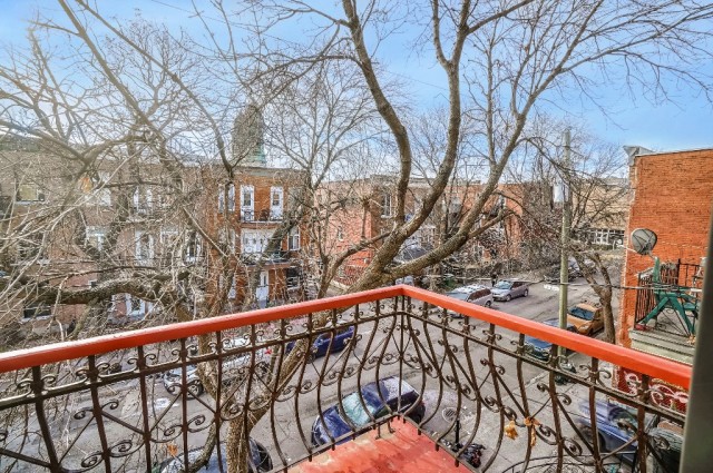 Hochelaga-Maisonneuve  1 b. $60/day. Apartment for rent in Hochelaga-Maisonneuve