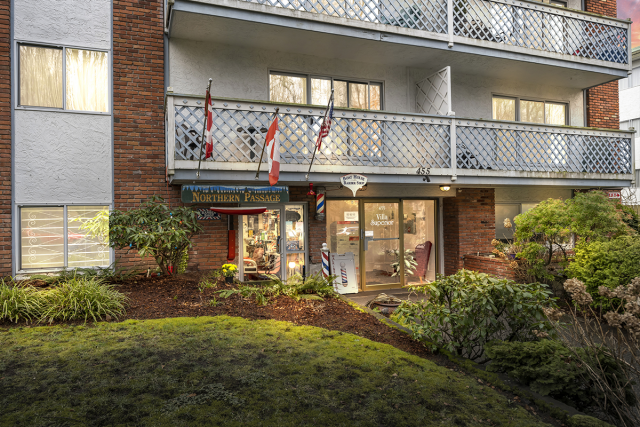 Victoria Apartment 1-2 b. $2,095/month. Apartment for rent in Victoria