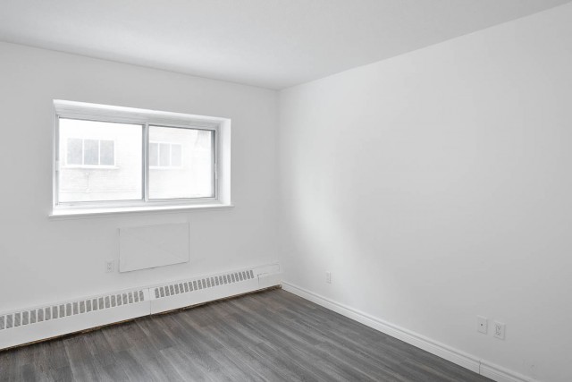 Montreal-West Apartment 2 b. $1,930/month. Apartment for rent in Montreal-West