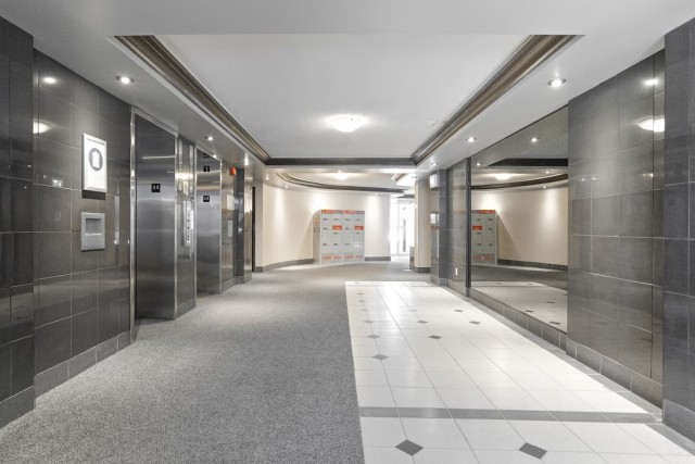 Quartier latin and south-central Apartment Studio $1,390/month. Apartment for rent in Quartier latin and south-central