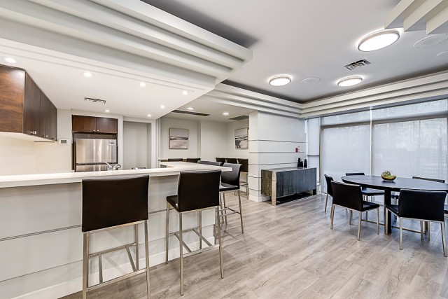Mississauga Apartment 1 b. $2,070/month. Apartment for rent in Mississauga