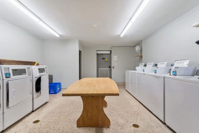 Appartement 4 1/2 Oshawa 2 040 $/mois. Appartement à louer Oshawa