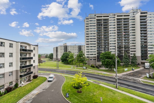 Appartement 4 1/2 Oshawa 2 040 $/mois. Appartement à louer Oshawa