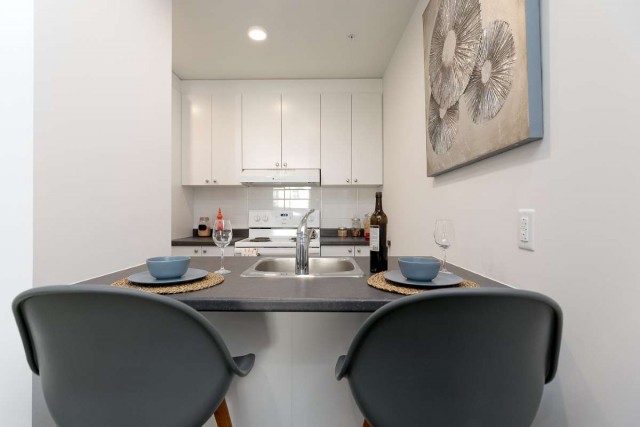 Notre-Dame-de-Grace Apartment 3 b. $2,365/month. Apartment for rent in Notre-Dame-de-Grace