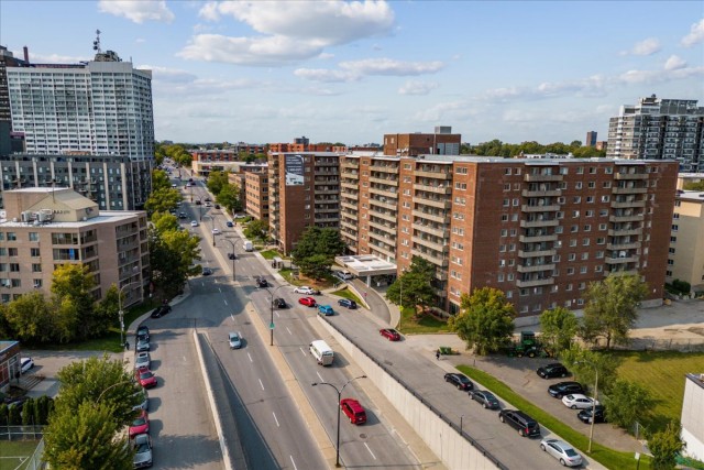 Notre-Dame-de-Grace Apartment 3 b. $2,365/month. Apartment for rent in Notre-Dame-de-Grace