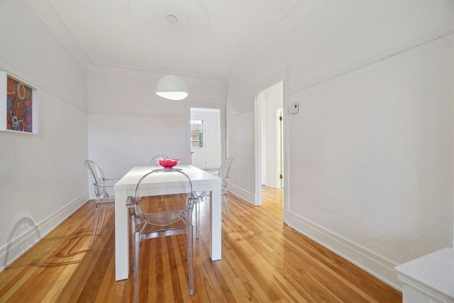 Villeray  2 b. $82/day. Apartment for rent in Villeray