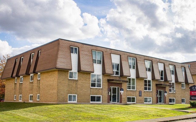 Moncton Apartment Studio $980/month. Apartment for rent in Moncton