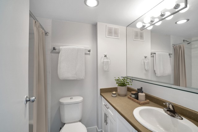 Vancouver Apartment Studio $1,880/month. Apartment for rent in Vancouver