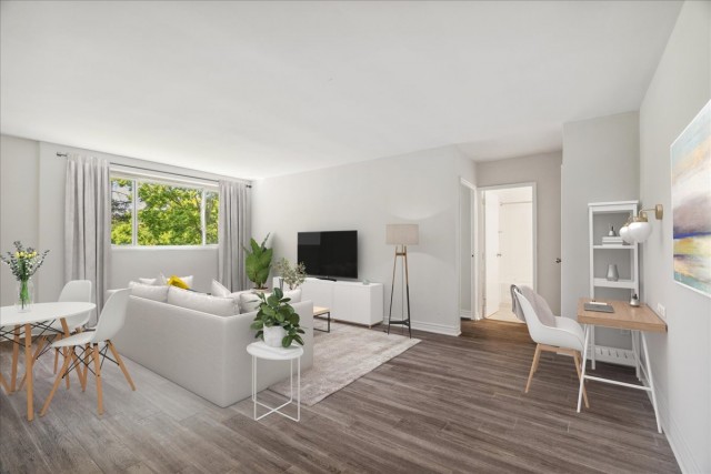 London Apartment Studio $1,355/month. Apartment for rent in London