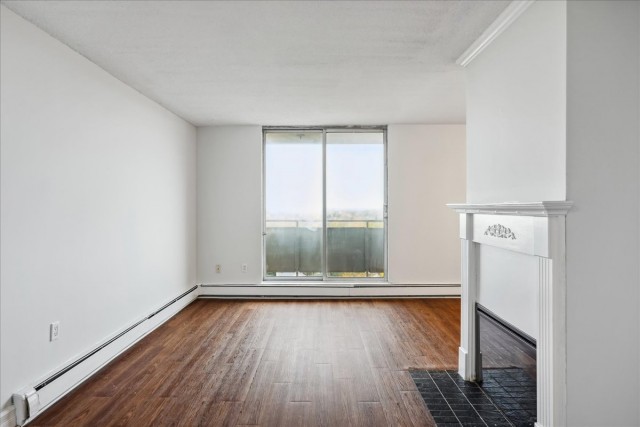 London Apartment Studio $1,320/month. Apartment for rent in London