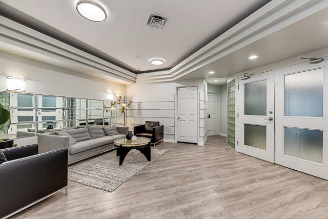 Appartement 2 1/2 Mississauga 2 070 $/mois. Appartement à louer Mississauga