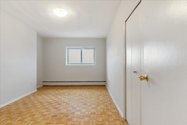 Appartement 4 1/2 Oshawa 2 060 $/mois. Appartement à louer Oshawa