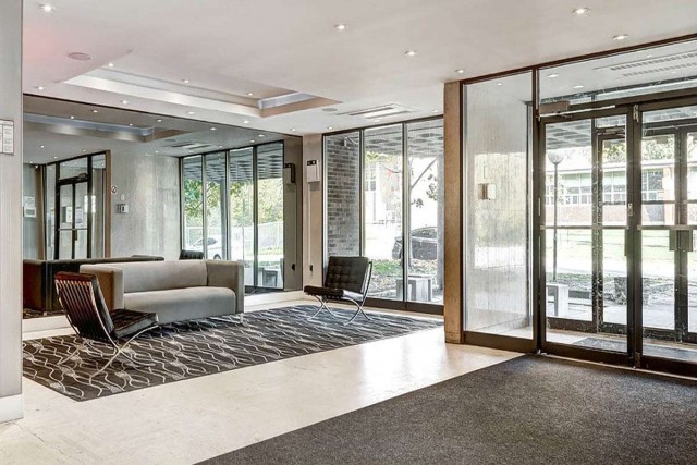 Montreal-West Apartment 1 b. $1,335/month. Apartment for rent in Montreal-West
