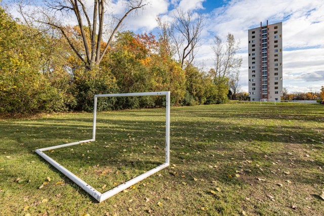 Laval-des-Rapides Apartment Studio $1,095/month. Apartment for rent in Laval-des-Rapides
