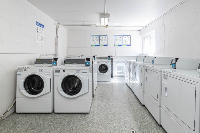 Notre-Dame-de-Grace Apartment Studio $1,115/month. Apartment for rent in Notre-Dame-de-Grace