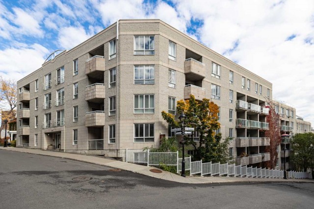 Quartier latin and south-central Apartment Studio $1,390/month. Apartment for rent in Quartier latin and south-central