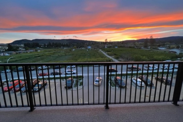 Kelowna Apartment 1 b. $1,595/month. Apartment for rent in Kelowna
