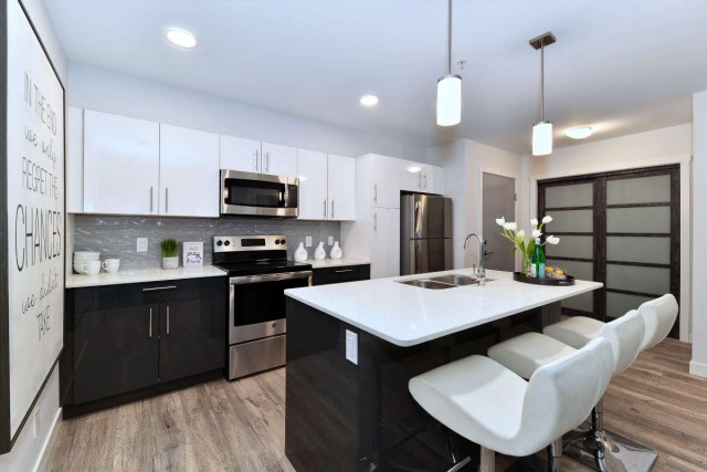 Kelowna Apartment 1 b. $1,595/month. Apartment for rent in Kelowna