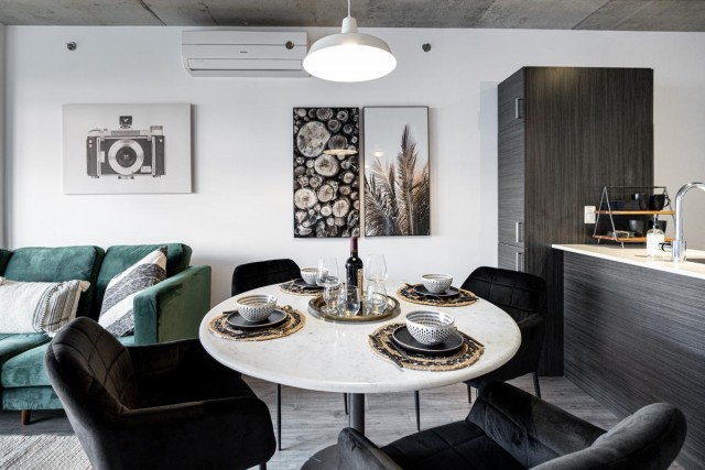 Quartier latin and south-central Apartment 1 b. $1,520/month. Apartment for rent in Quartier latin and south-central