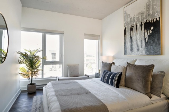 Ste-Rose Apartment 1-2 b. $1,795/month. Apartment for rent in Ste-Rose