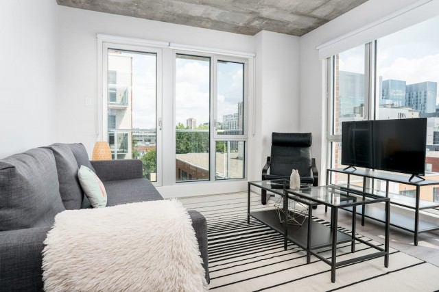 Quartier latin and south-central Apartment 1 b. $1,775/month. Apartment for rent in Quartier latin and south-central