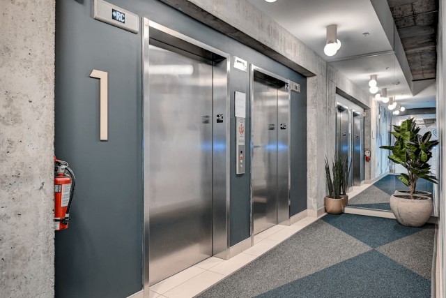 Quartier latin and south-central Apartment 1 b. $1,775/month. Apartment for rent in Quartier latin and south-central