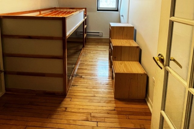 Hochelaga-Maisonneuve  3 b. $98/day. Apartment for rent in Hochelaga-Maisonneuve