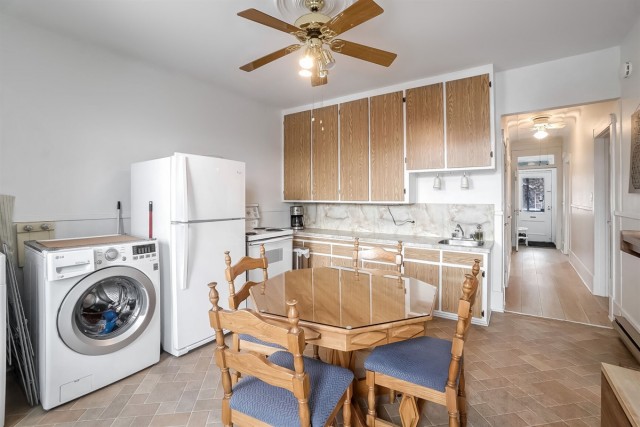 Ville-Emard and Cote-St-Paul  2 b. $76/day. Apartment for rent in Ville-Emard and Cote-St-Paul