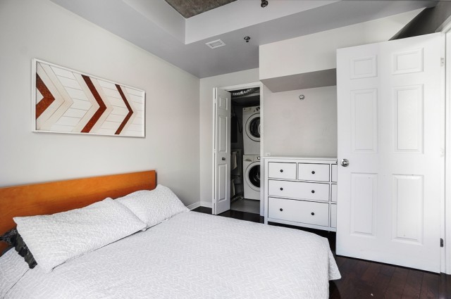 Notre-Dame-de-Grace  2 b. $73/day. Apartment for rent in Notre-Dame-de-Grace