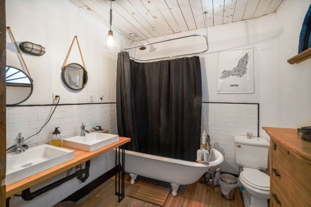 Rosemont,  Petite-Patrie  3 b. $94/day. Apartment for rent in Rosemont,  Petite-Patrie