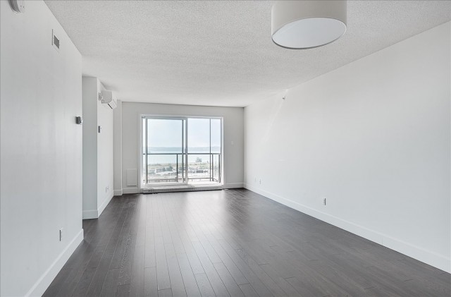 Quebec city Apartment 1-2 b. $1,535/month. Apartment for rent in Quebec city