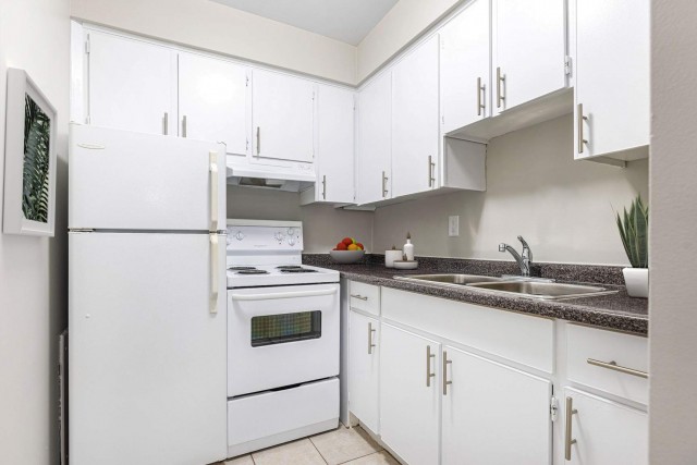 Windsor Apartment 2 b. $2,005/month. Apartment for rent in Windsor